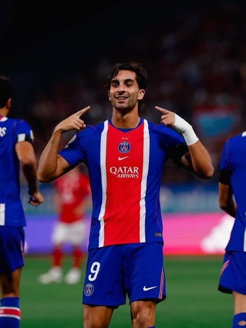 Ferran Torres, number nine