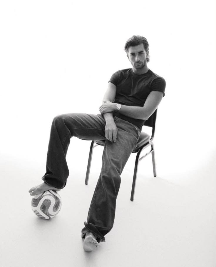 Ferran Torres, studio